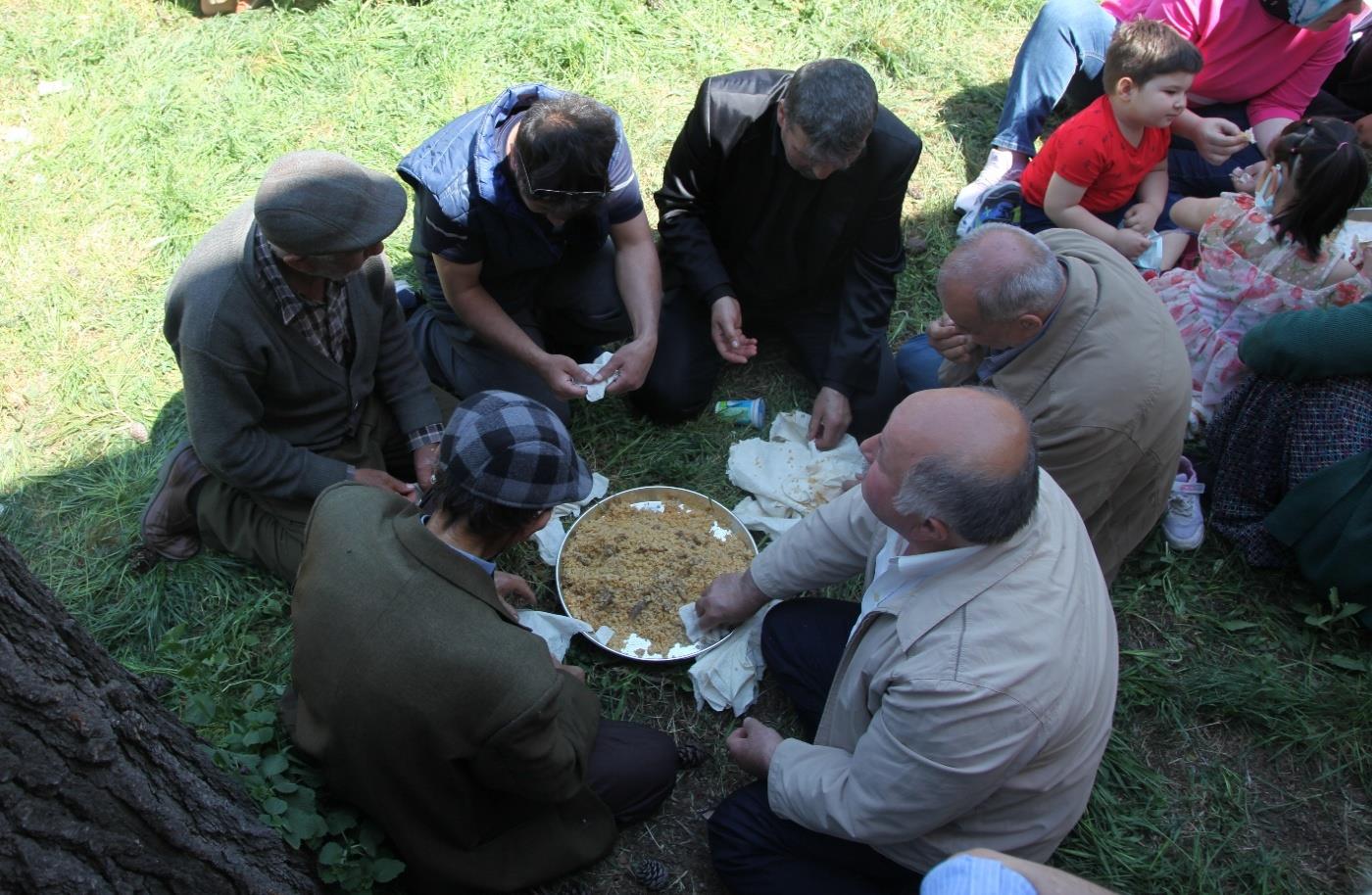 Hayır Pilavı-2.jpg